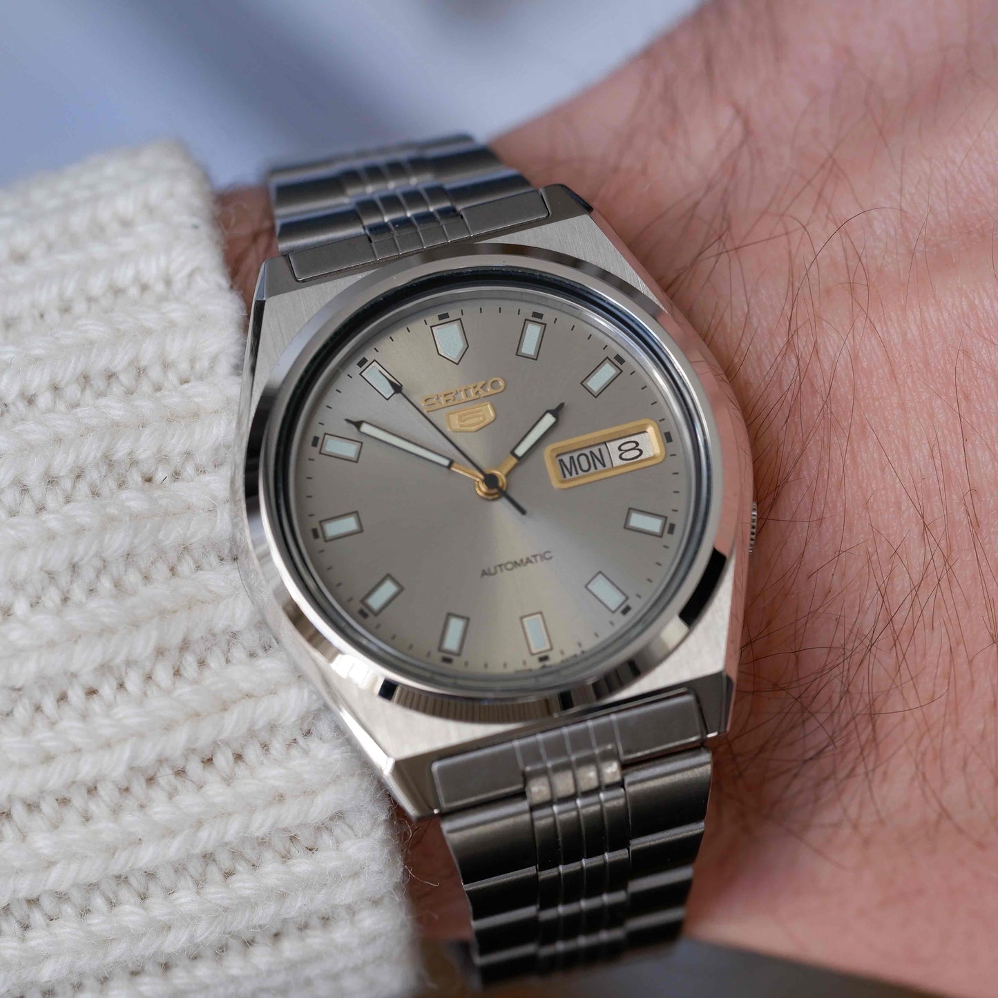 Vintage Seiko 5 Gray Sunburst Automatic from the 80s Mint Condition