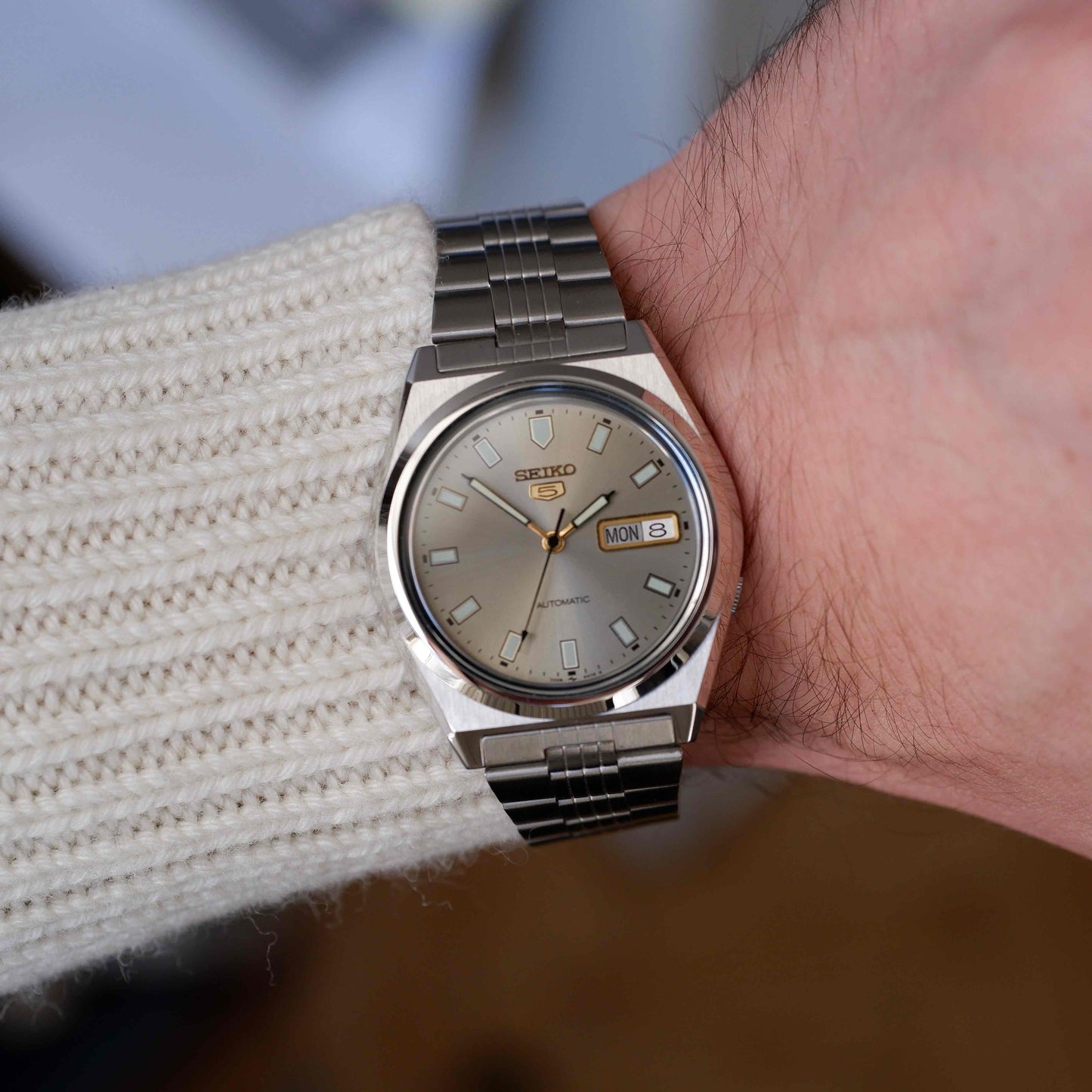 Vintage Seiko 5 Gray Sunburst Automatic from the 80s Mint Condition