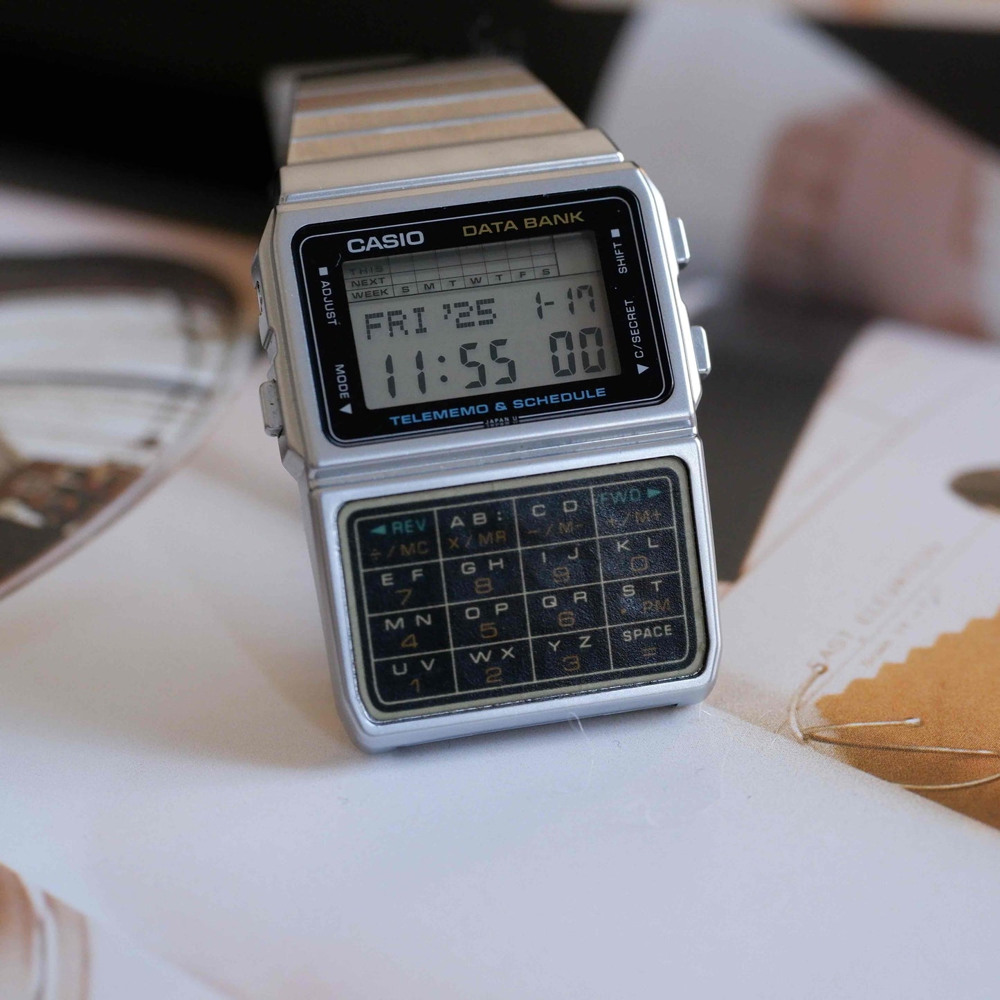 Vintage Casio Ref. DBC-610 Data Bank Quartz from the 80s Mint Condition