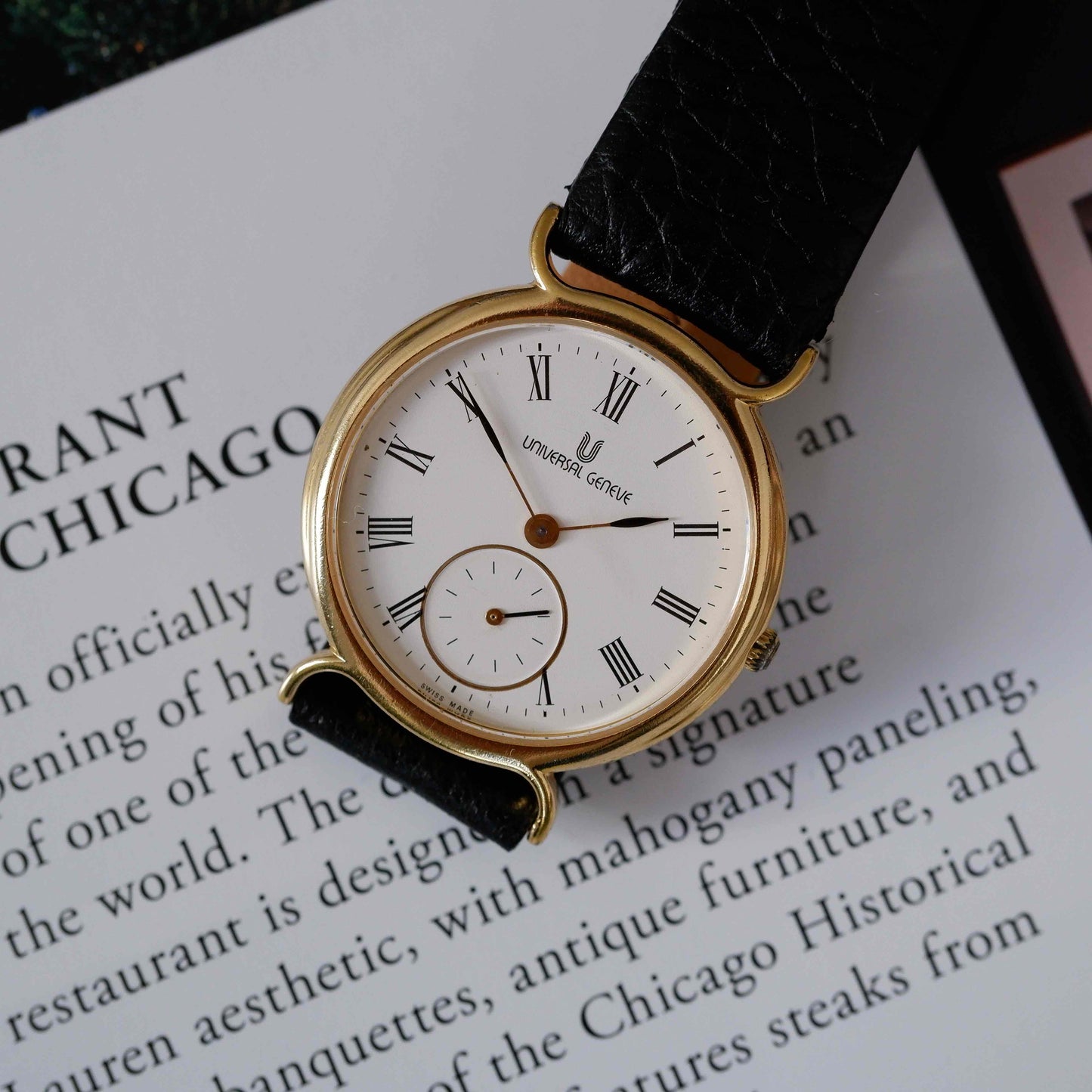 Vintage Universal Geneve Quartz 80s Small Second