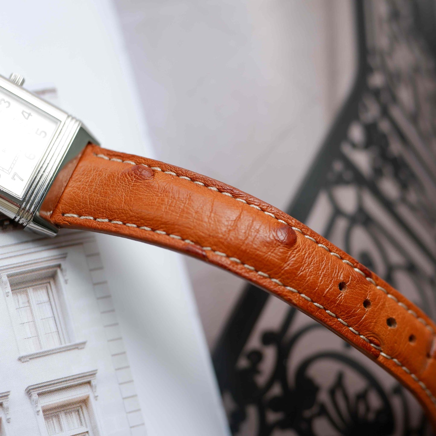 Vintage Jaeger-LeCoultre Reverso Ref.250.8.08 White Sunburst Dial 90s Quartz