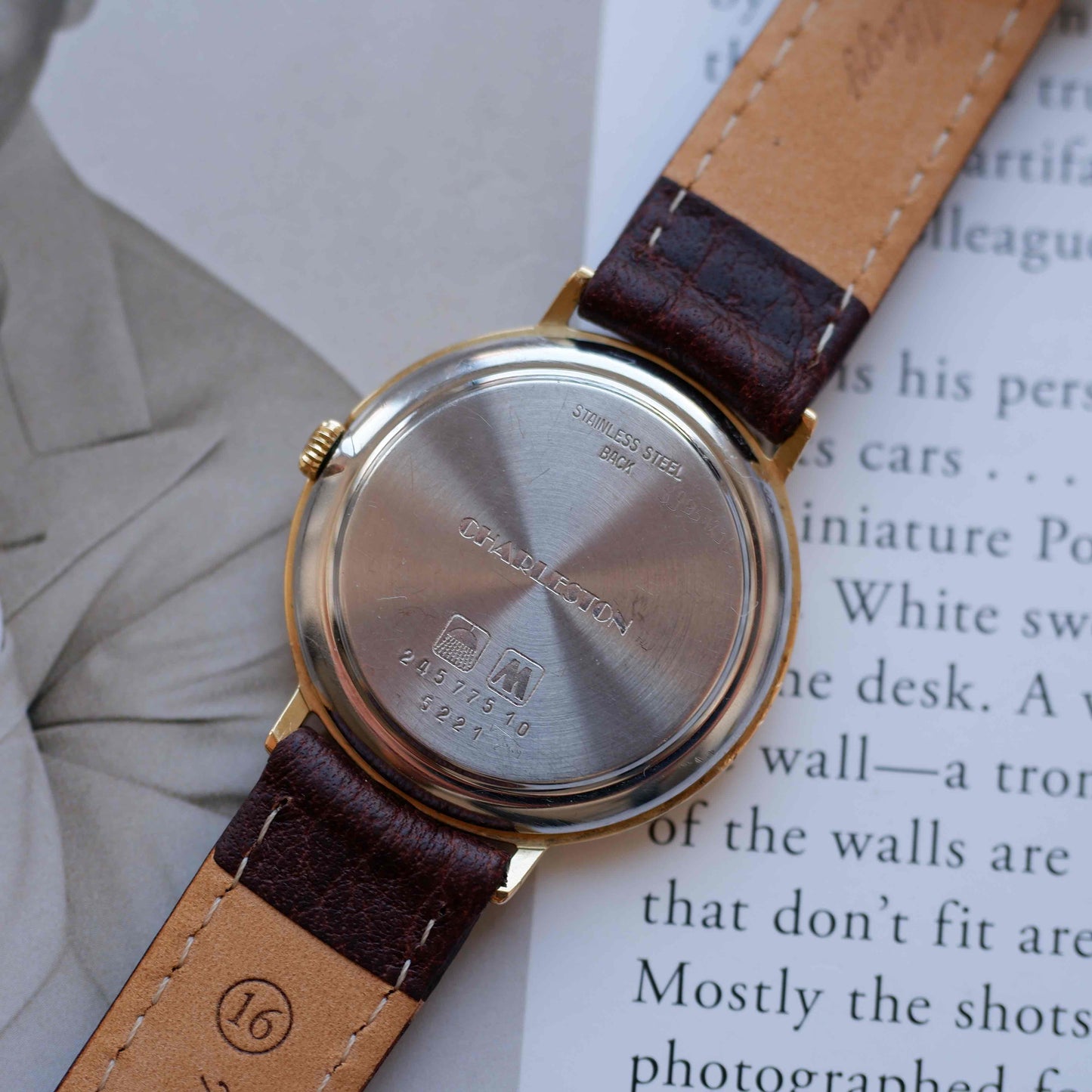 Vintage Longines Moonphase Charleston Ref. 5221 Triple Calendar 90s Golden