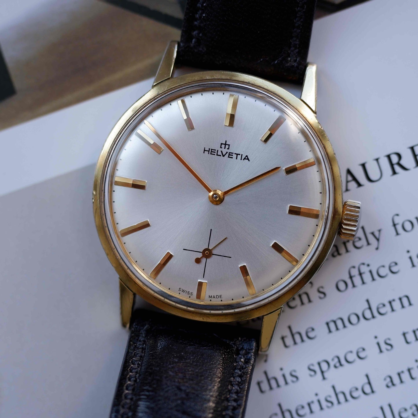 Vintage Helvetia Incabloc Mechanical Sunburst Silver Dial