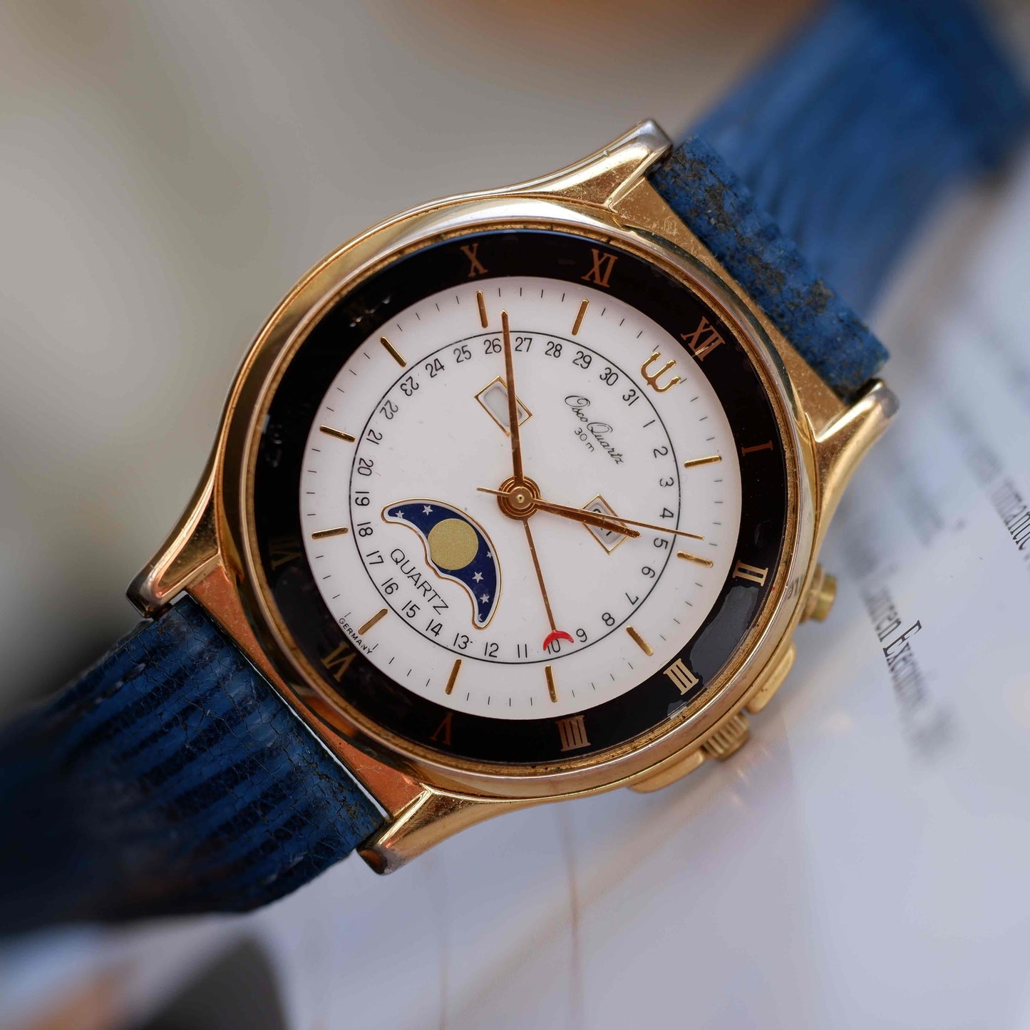 Vintage Osco Moon Phase Calendar Dress Watch 90s Gold Quartz