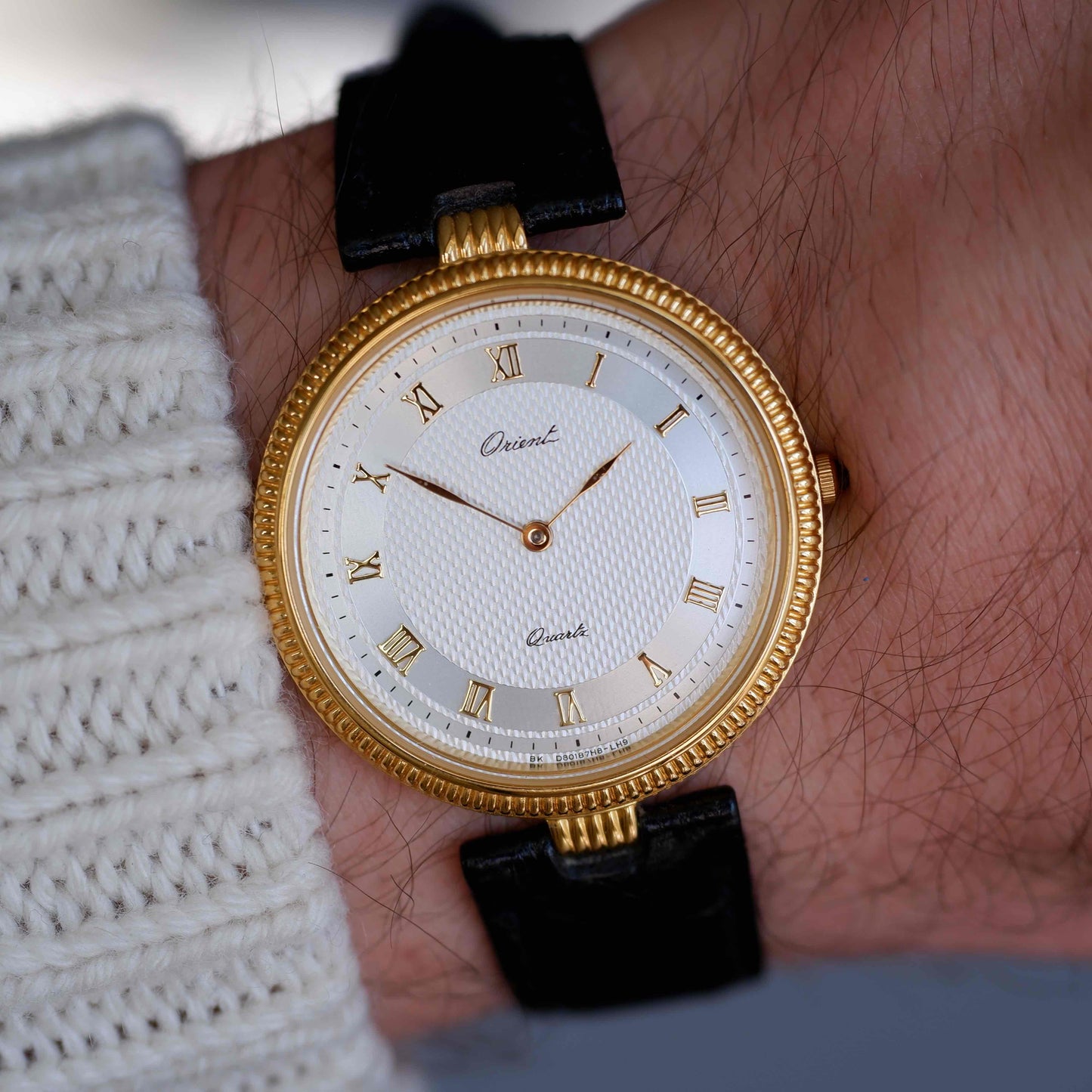 Vintage Orient Dress Watch Guilloche Dial Golden 80s Mint