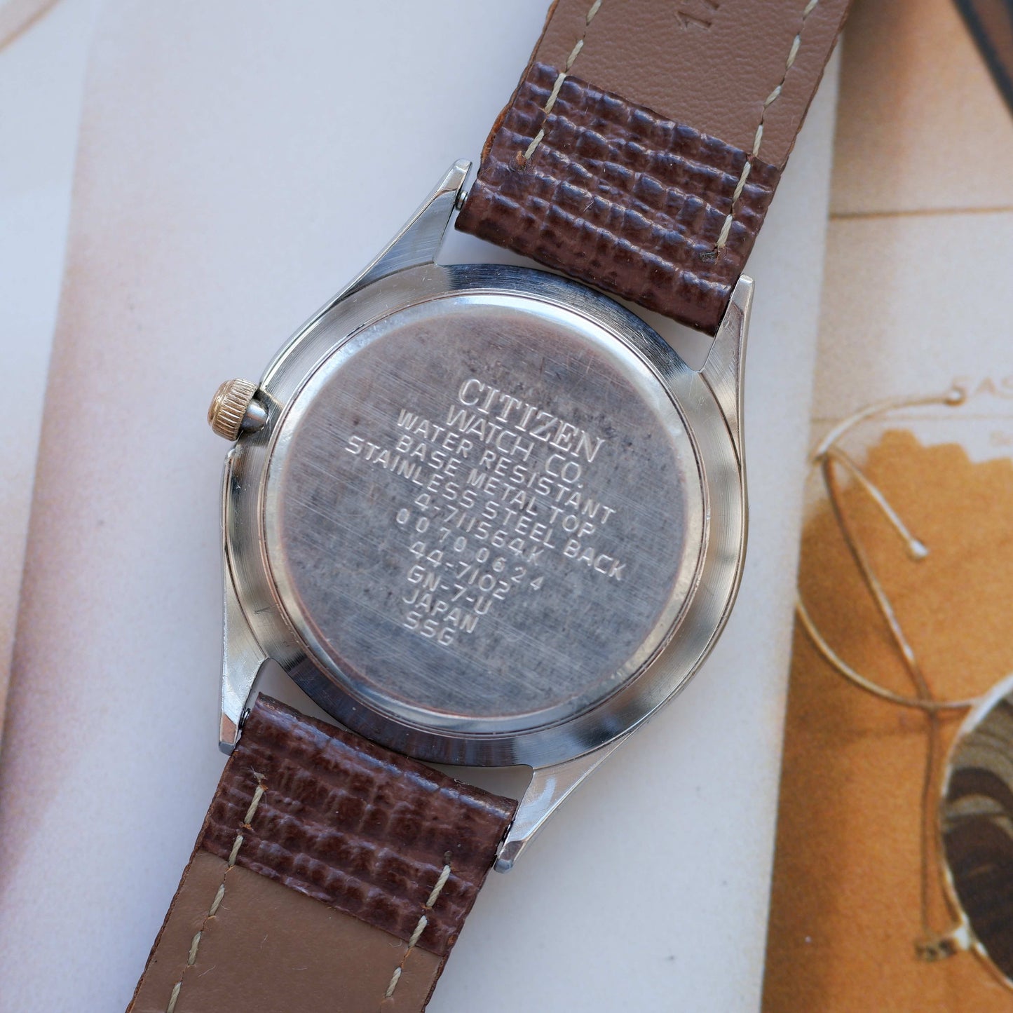 Vintage Citizen Dress Watch Day Date 70s Gold Two Tone Ivory Dial Quartz