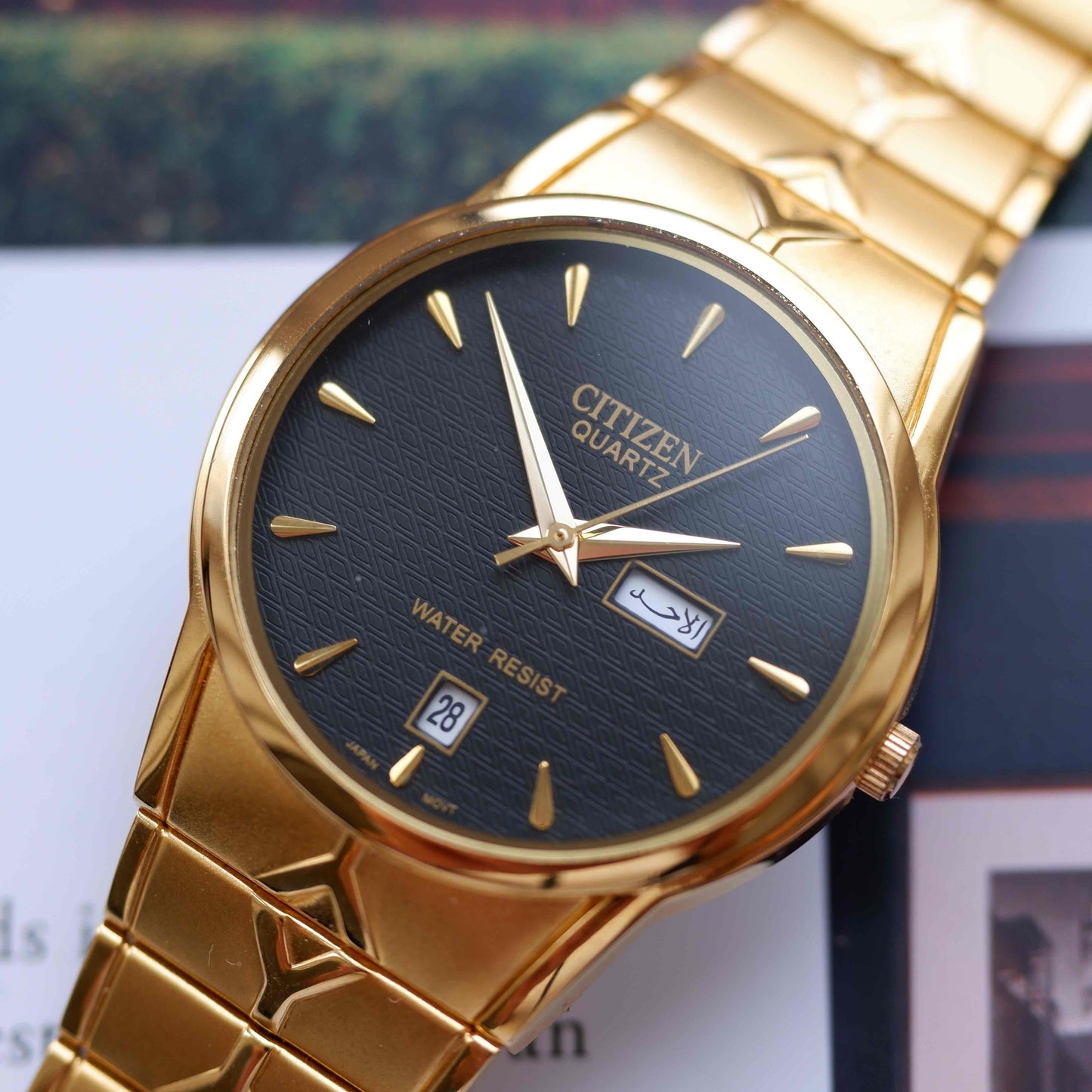 Vintage Citizen Gold Arabic Model Day-Date 80s Textured Dial Mint