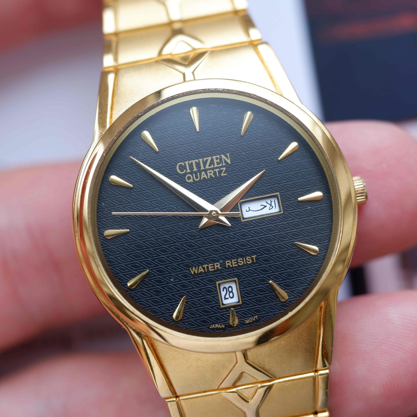 Vintage Citizen Gold Arabic Model Day-Date 80s Textured Dial Mint