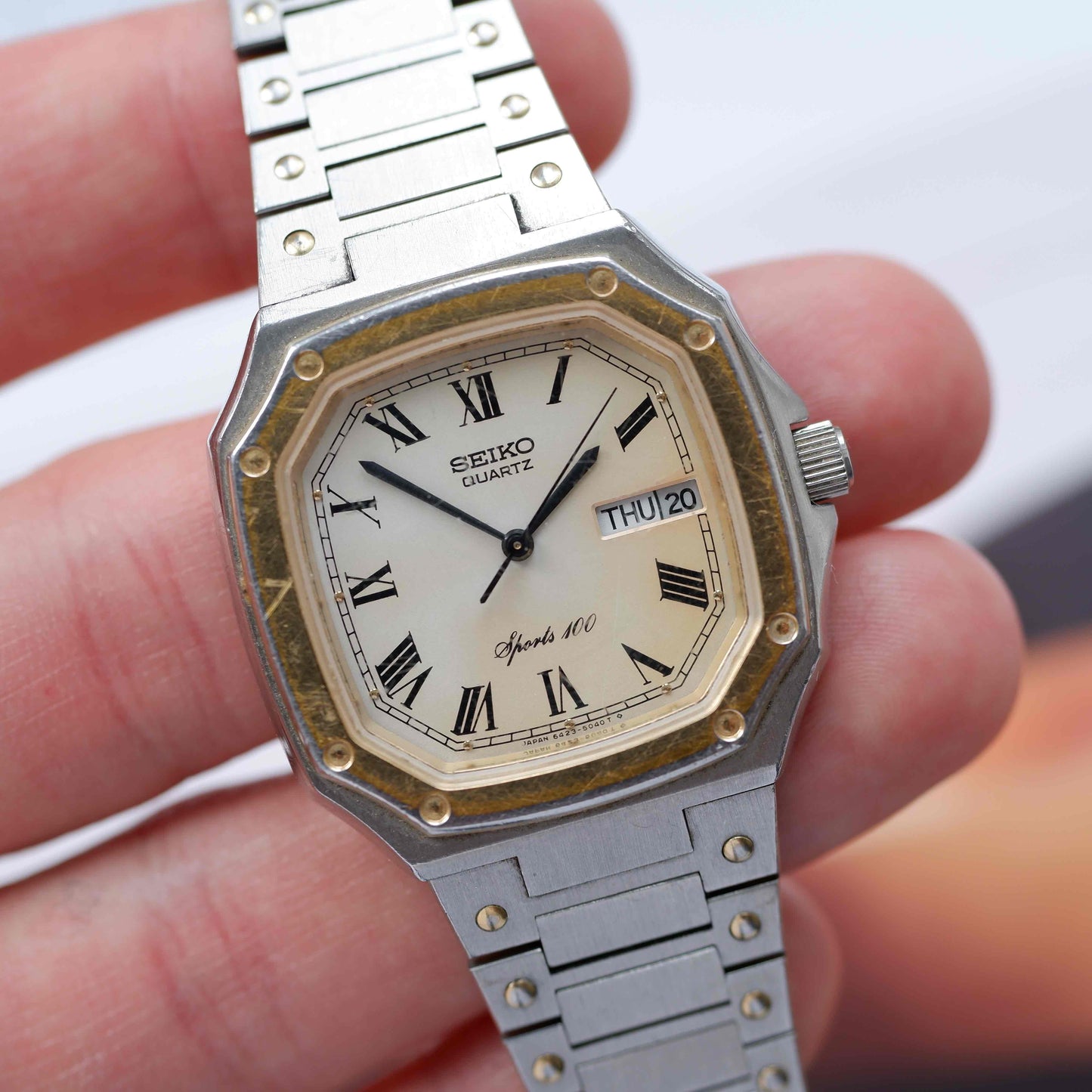 Vintage Seiko Sports 100 Ref. 6423-5030 Day and Date Quartz Two Tone from the 80s