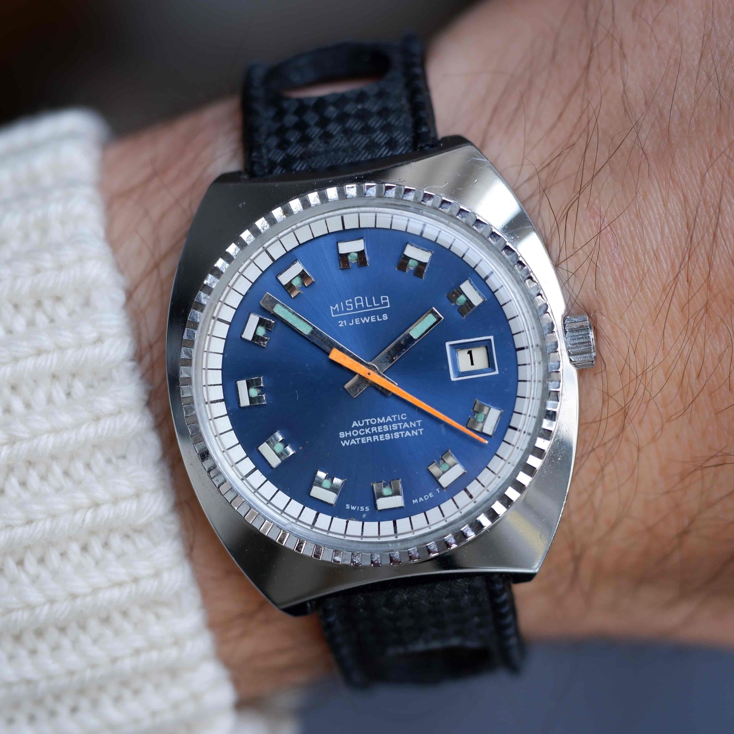 Vintage Misalla 70s Diver Automatic Cushion Case Blue Sunburst Dial MINT