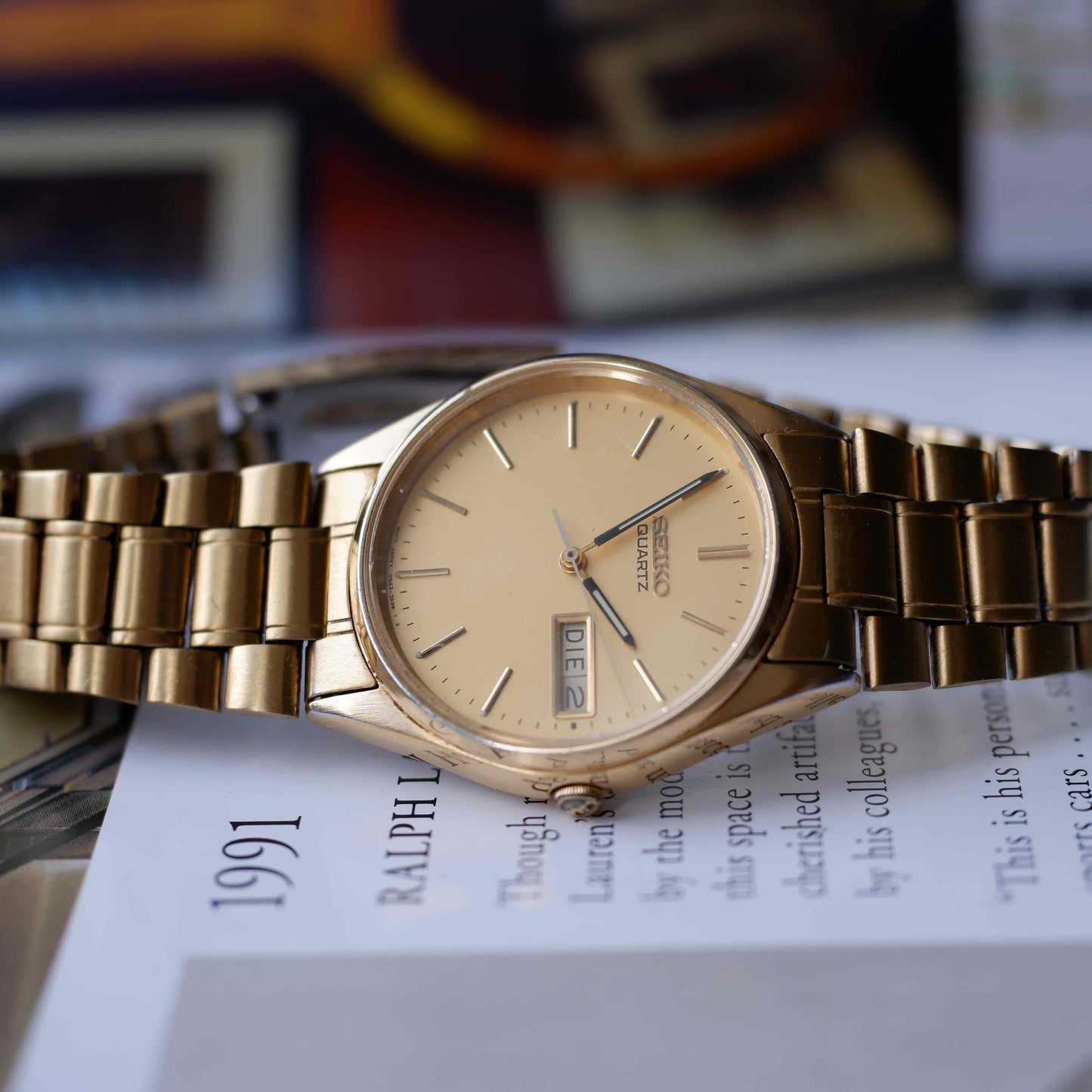 Vintage Seiko Quartz Day Date 90s with Golden Dial