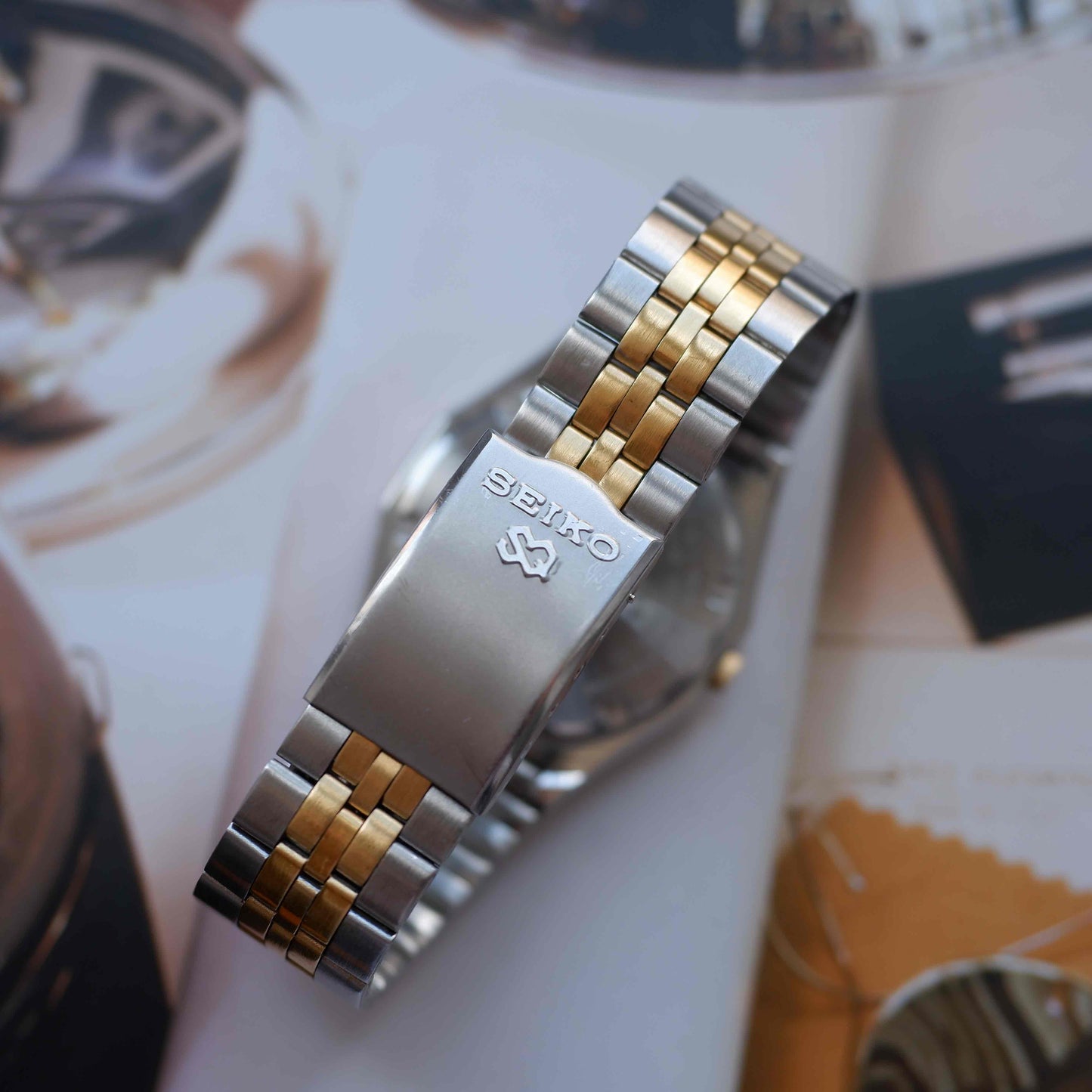 Vintage Seiko SQ Day-Date Blue Waffle Dial Two-Tone Bracelet 80s - MINT