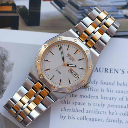 Vintage Seiko SQ 100 Ref. 5Y23-8210 Two-Tone Waffle Dial Day-Date 80s