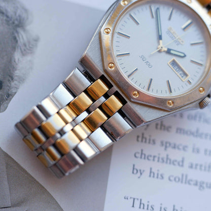 Vintage Seiko SQ 100 Ref. 5Y23-8210 Two-Tone Waffle Dial Day-Date 80s