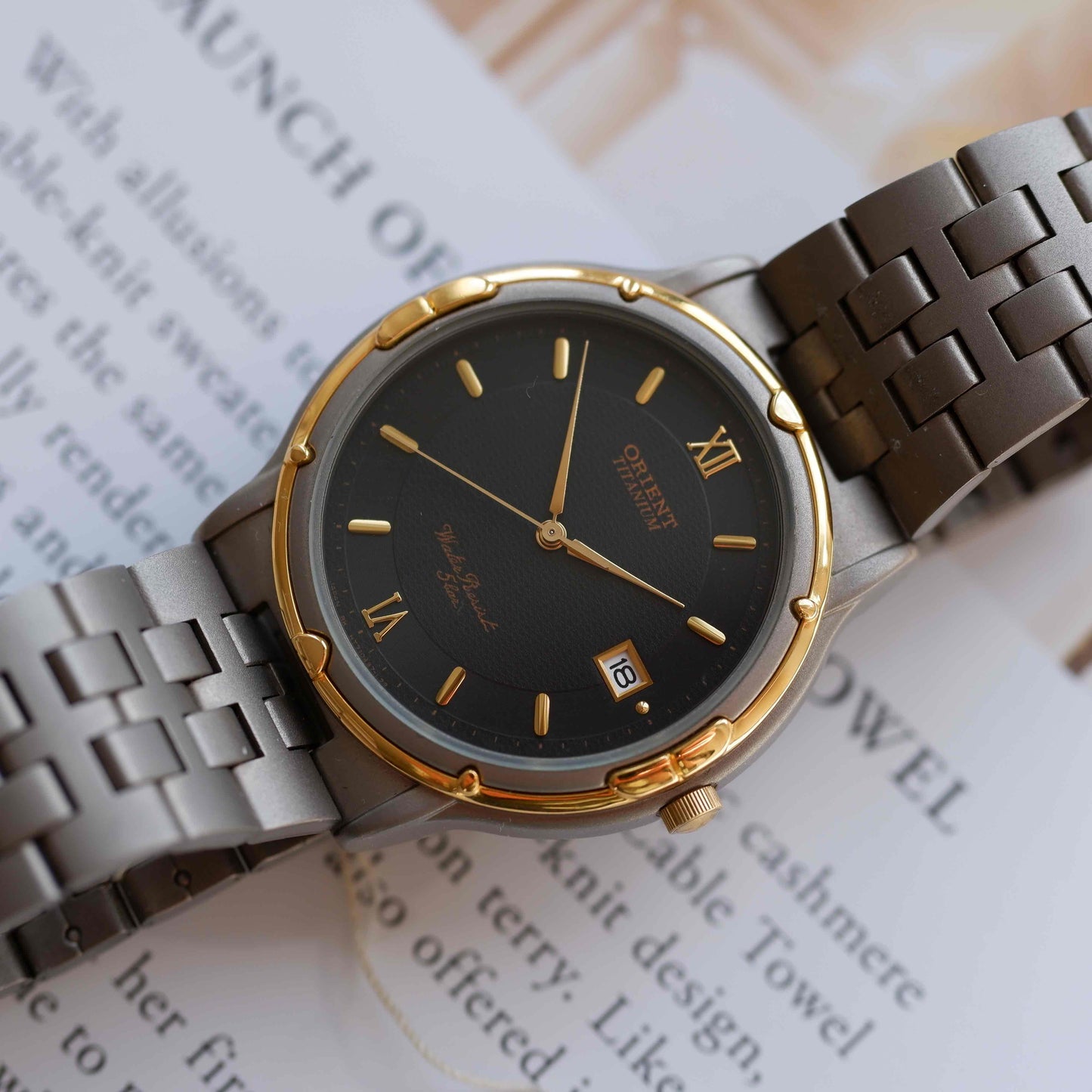 Vintage Orient Titan Black Two-Tone Dial with Date Quartz 80s - NOS