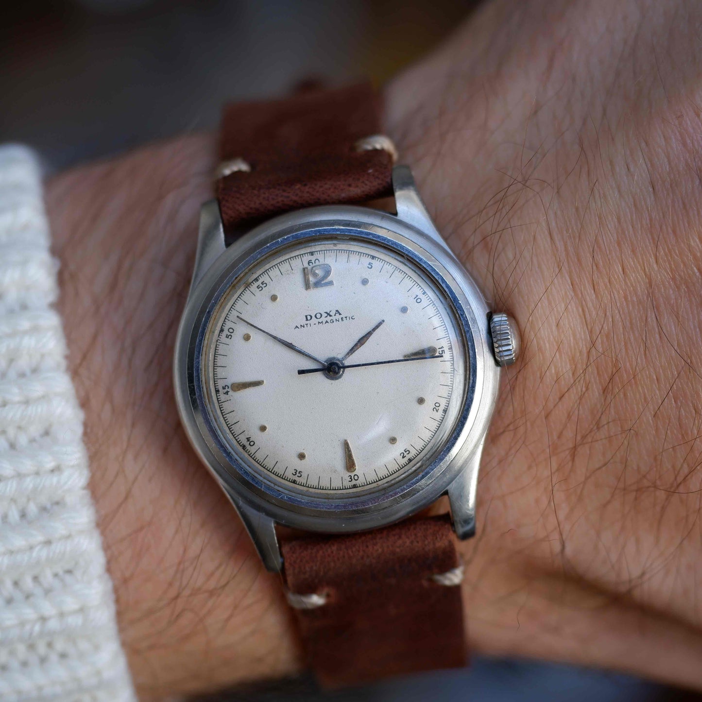 Vintage Doxa Bubble Back Automatic Bidynator 40s White Factory Dial