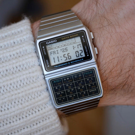 Vintage Casio Ref. DBC-610 Data Bank Quartz from the 80s Mint Condition