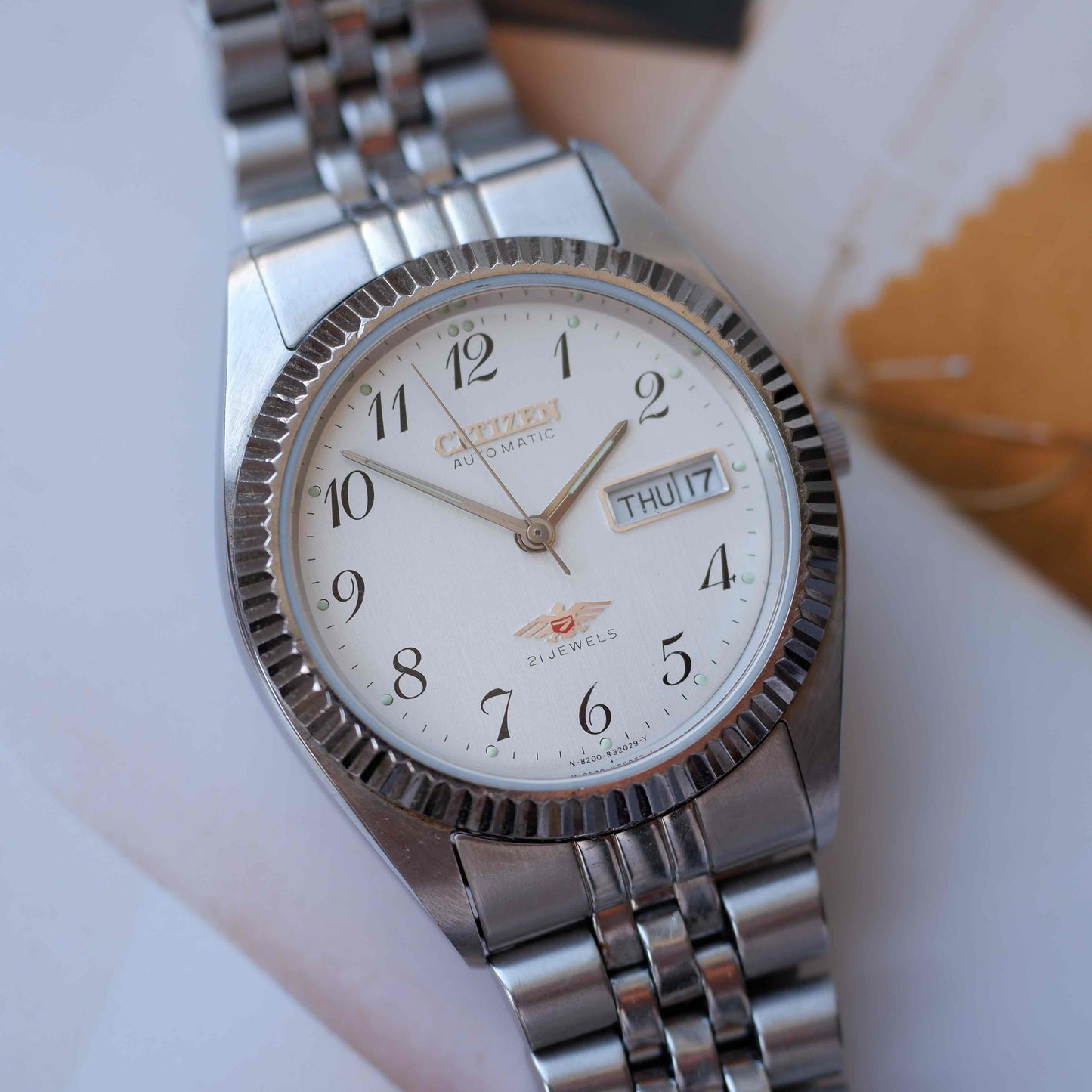 Vintage Citizen Eagle 7 Automatic Day-Date Watch 80s Arabic Numerals 21 Jewels