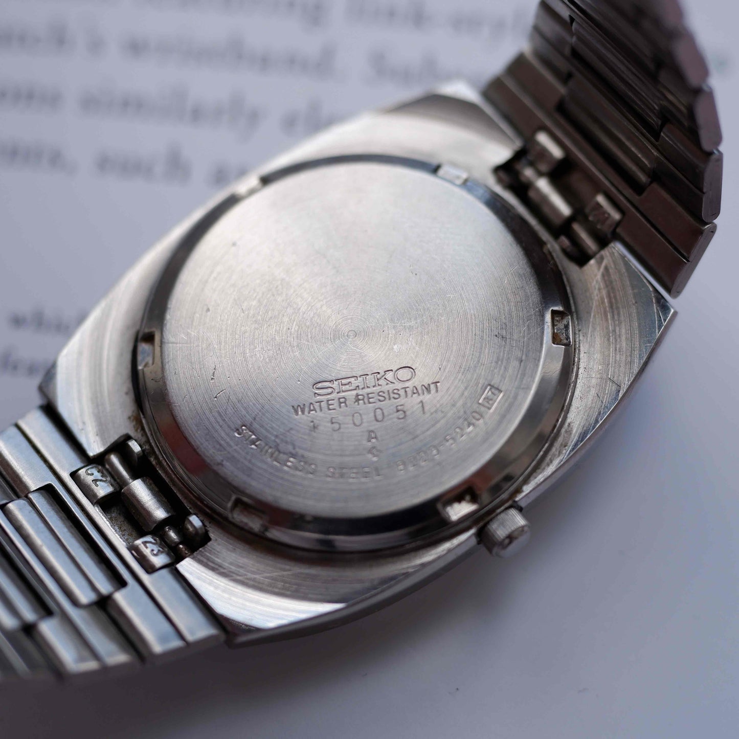 Vintage Seiko Tank Style Watch 80s Silver White Dial Integrated Bracelet Quartz