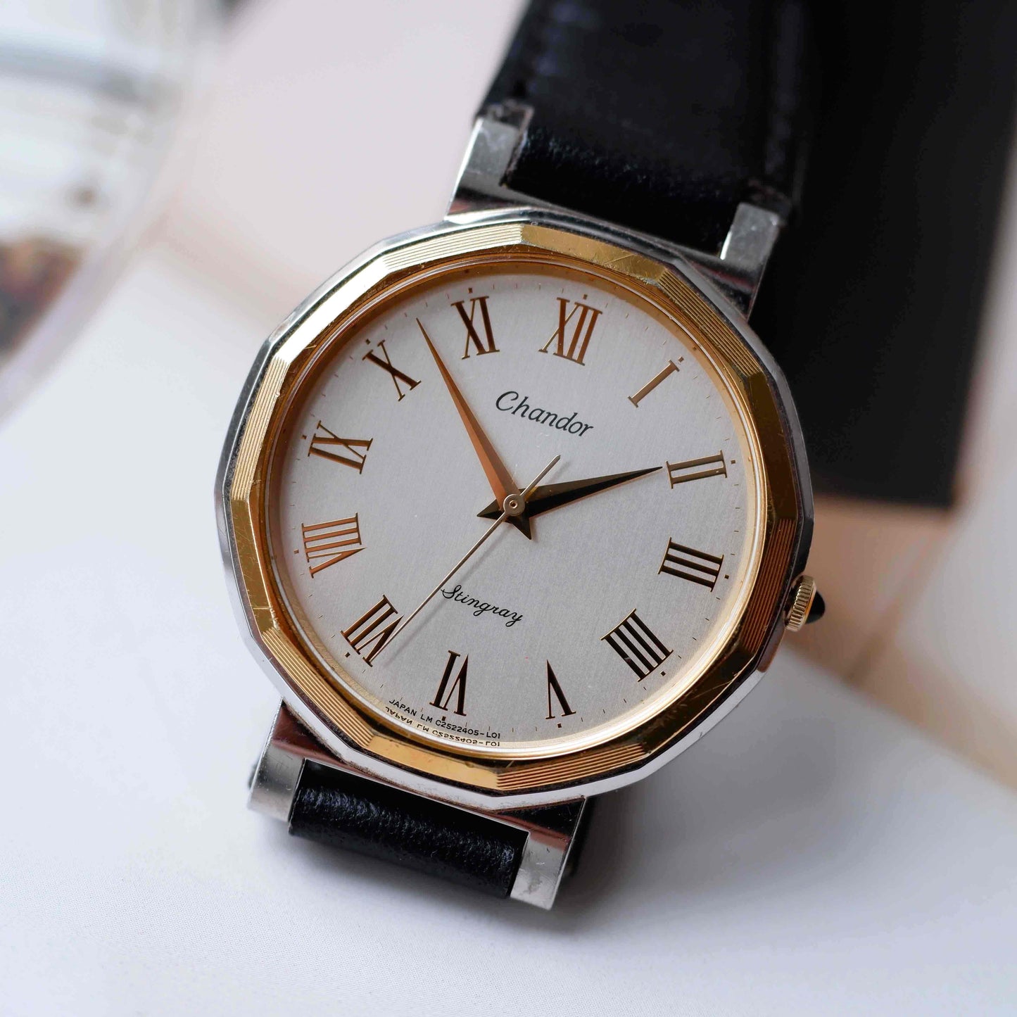 Vintage Orient Chandor Stingray 80s Two-Tone Golden Dial