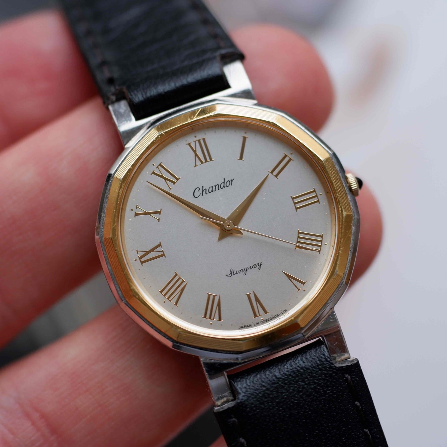 Vintage Orient Chandor Stingray 80s Two-Tone Golden Dial