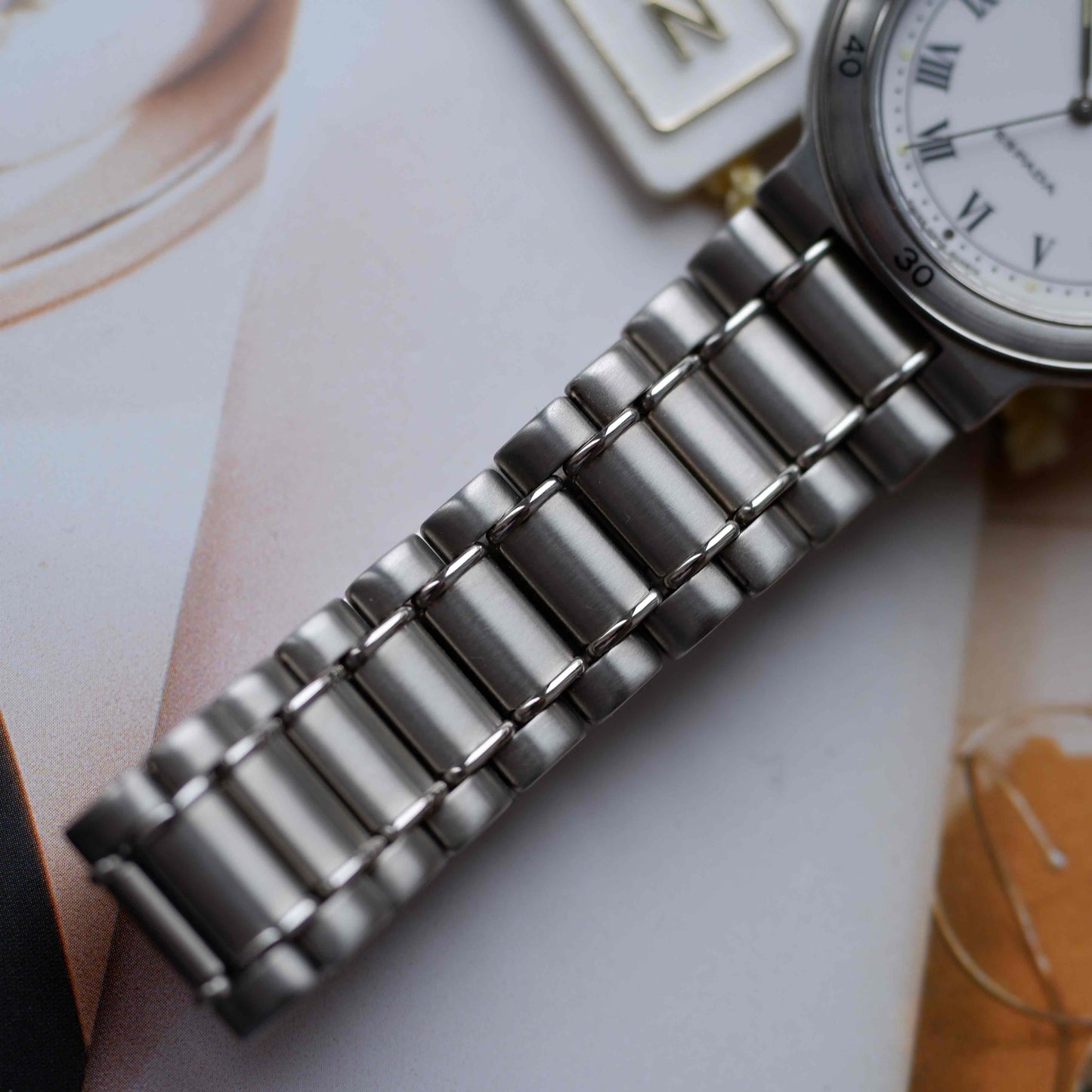 Vintage Zenith Espada White Roman Dial Quartz from the 90s - NOS