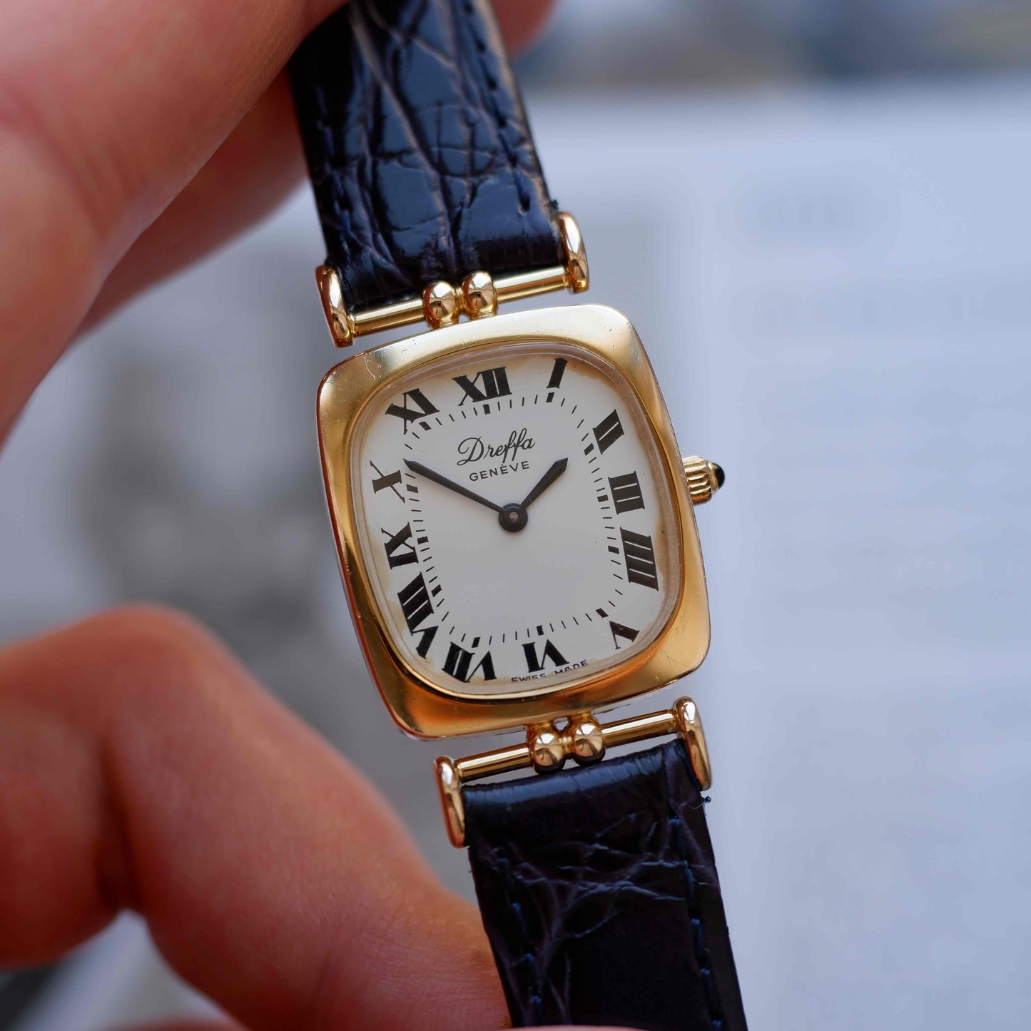 Vintage Dreffa Tank Dress Watch Articulated Lugs Mechanical Golden White Roman Dial