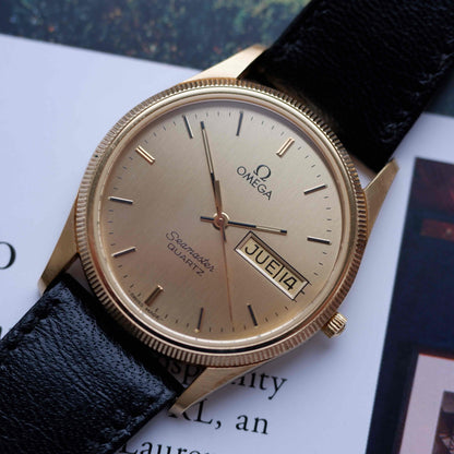 Vintage Omega Seamaster Golden 70s Engine-Turned Bezel Quartz – MINT