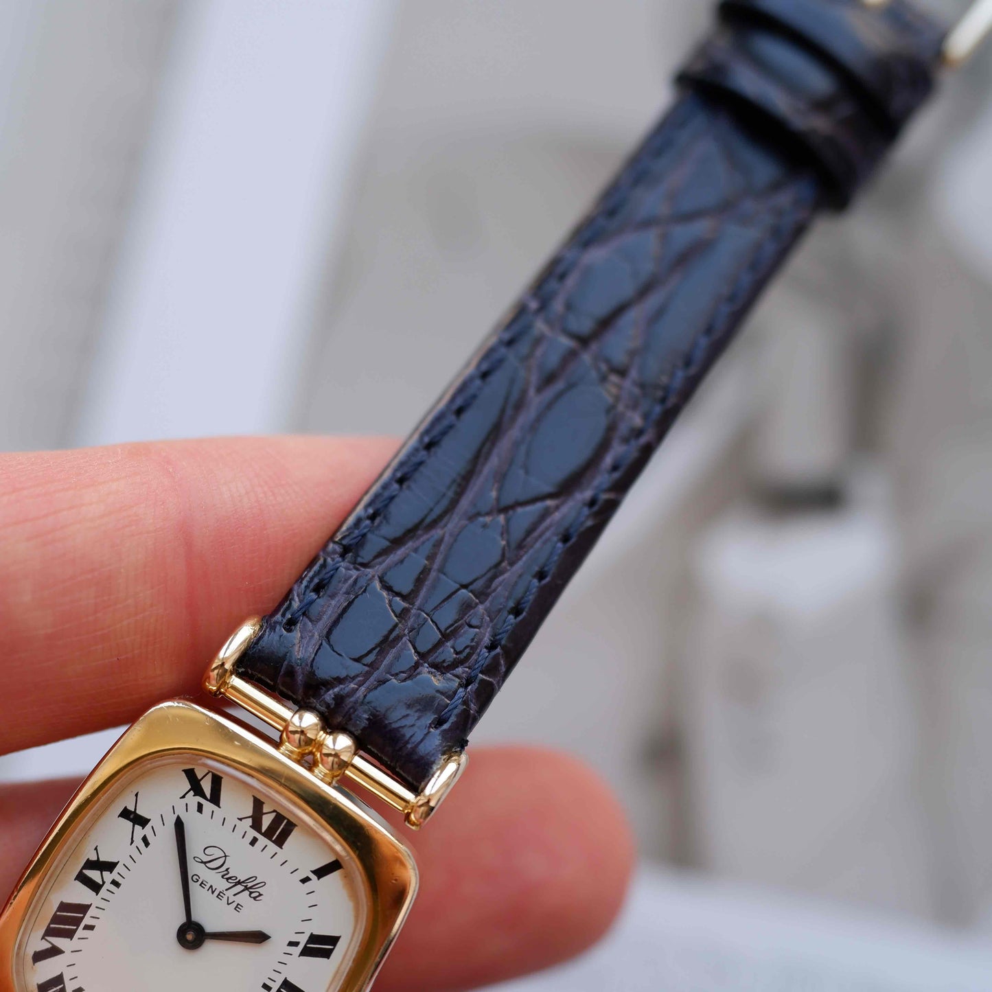 Vintage Dreffa Tank Dress Watch Articulated Lugs Mechanical Golden White Roman Dial