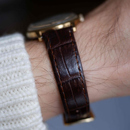 Vintage Timex Golden 60s Minimalist Mechanical Dress Watch