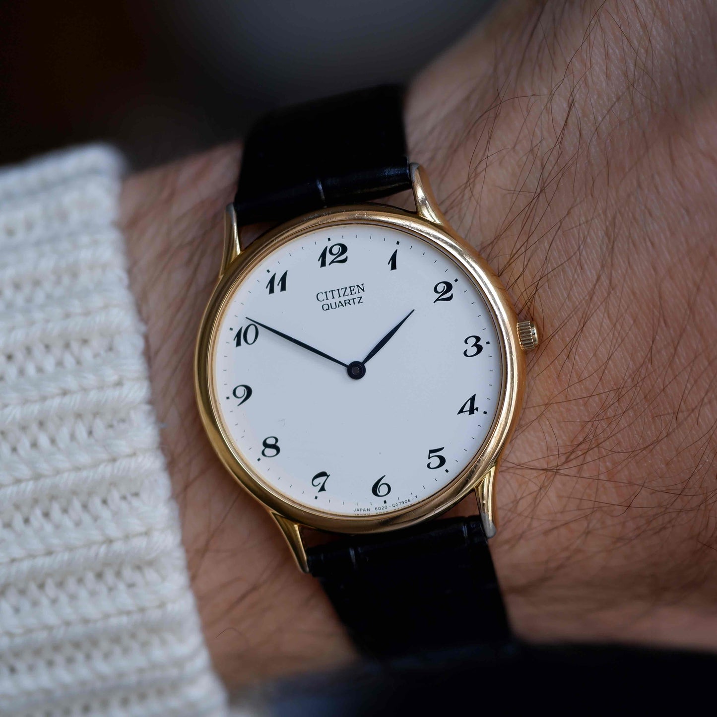 Vintage Citizen Dress Watch 90s Gold Classic Arabic Dial Quartz