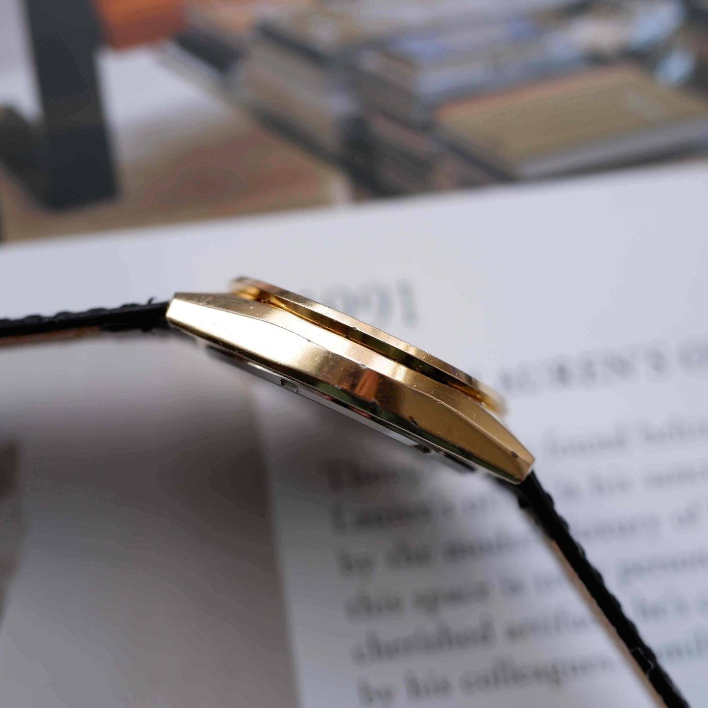 Vintage Citizen Day Date 80s Gold Baton Indices Quartz