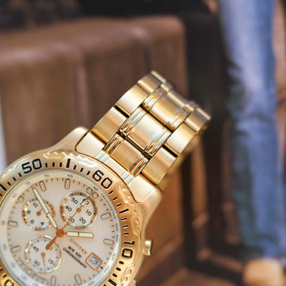 Vintage Citizen Chronograph WR100 80s Gold White Dial Quartz NOS