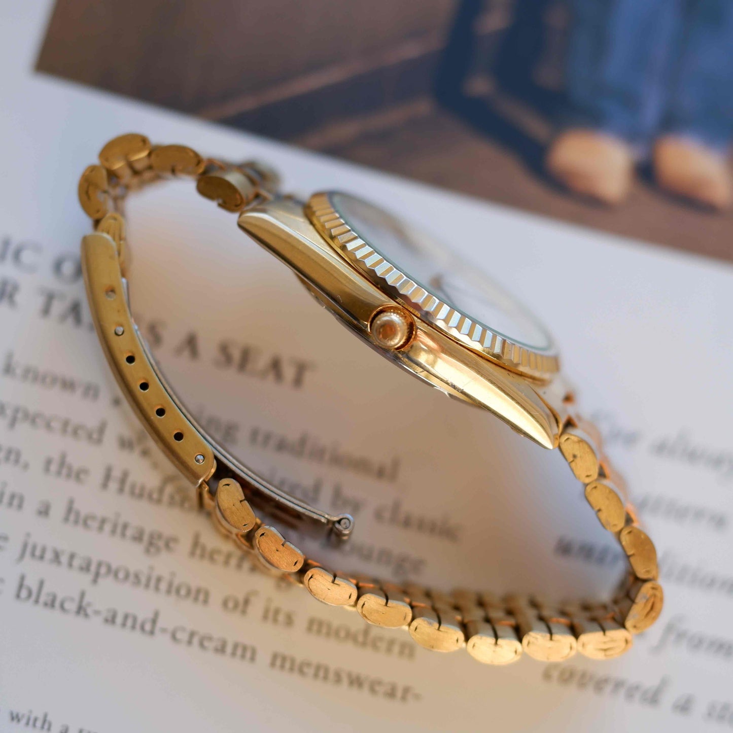 Vintage Citizen Day Date 80s Gold Roman Dial Jubilee Bracelet Quartz