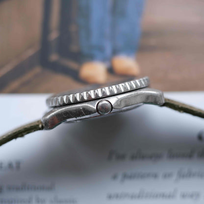 Vintage Citizen Diver Watch Day Date 80s Black Dial Quartz