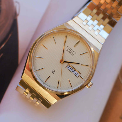 Vintage Citizen Gold Day-Date Quartz 80s Slim Case Spanish Dial