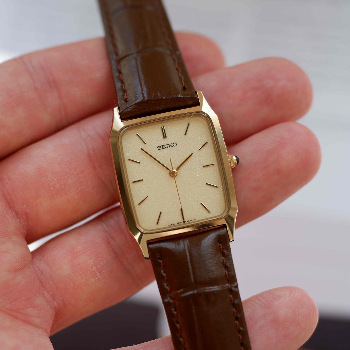 Vintage Seiko Tank 90s Gold Snowflake Dial Quartz