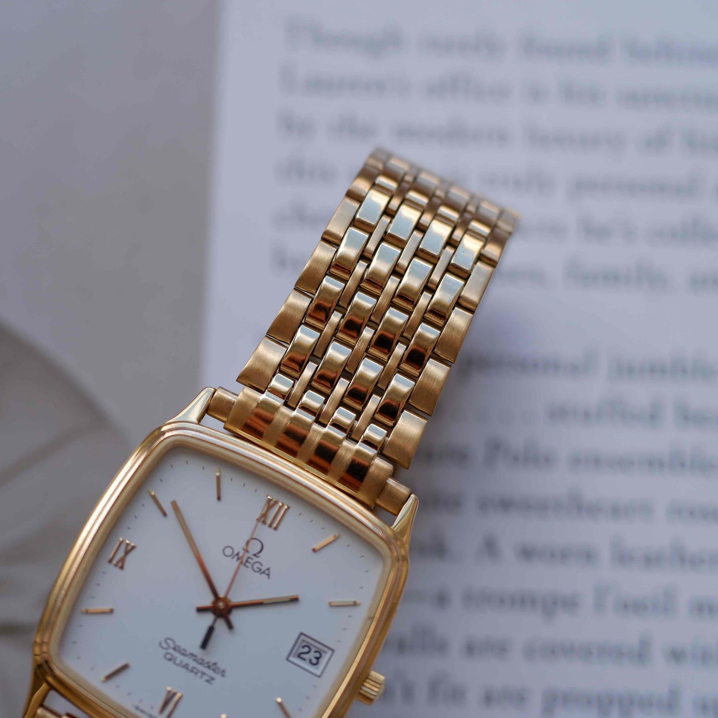 Vintage Omega Seamaster Cushion Case White Roman Dial Quartz 80s