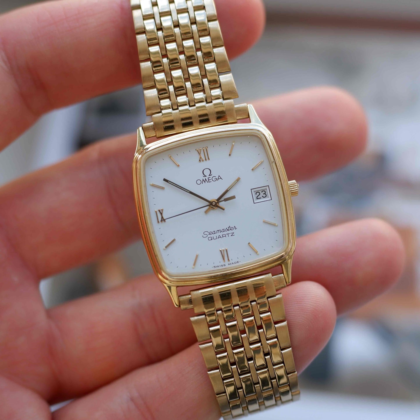 Vintage Omega Seamaster Cushion Case White Roman Dial Quartz 80s