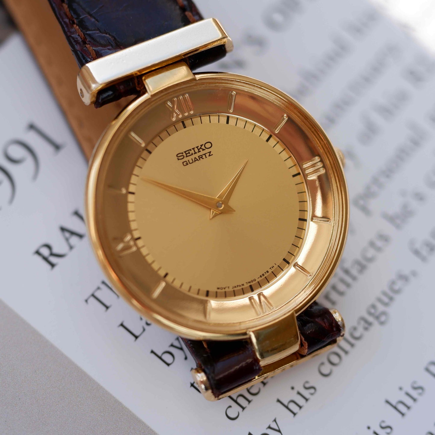 Vintage Seiko Dress Watch 80s Gold Champagne Roman Dial Mint