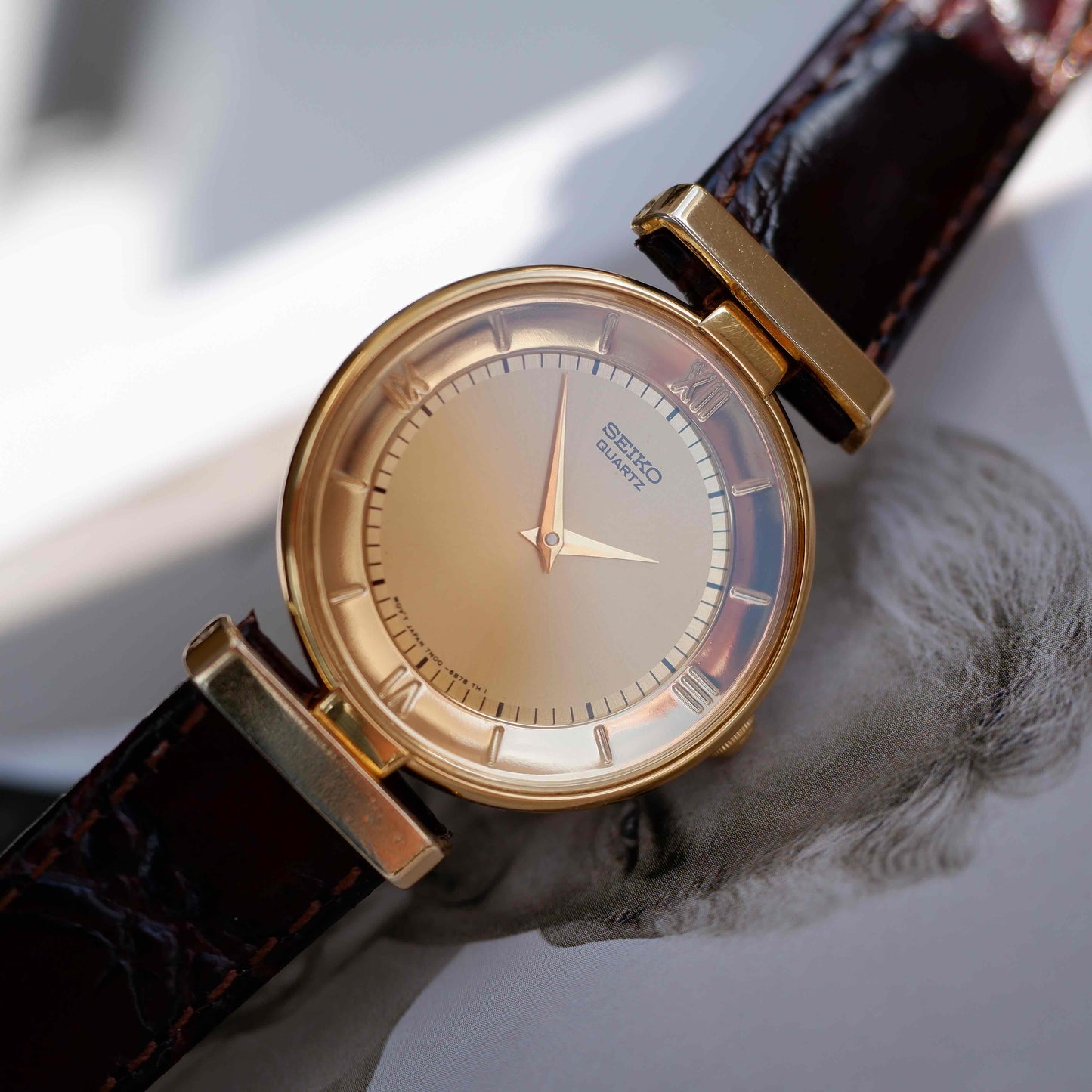 Vintage Seiko Dress Watch 80s Gold Champagne Roman Dial Mint