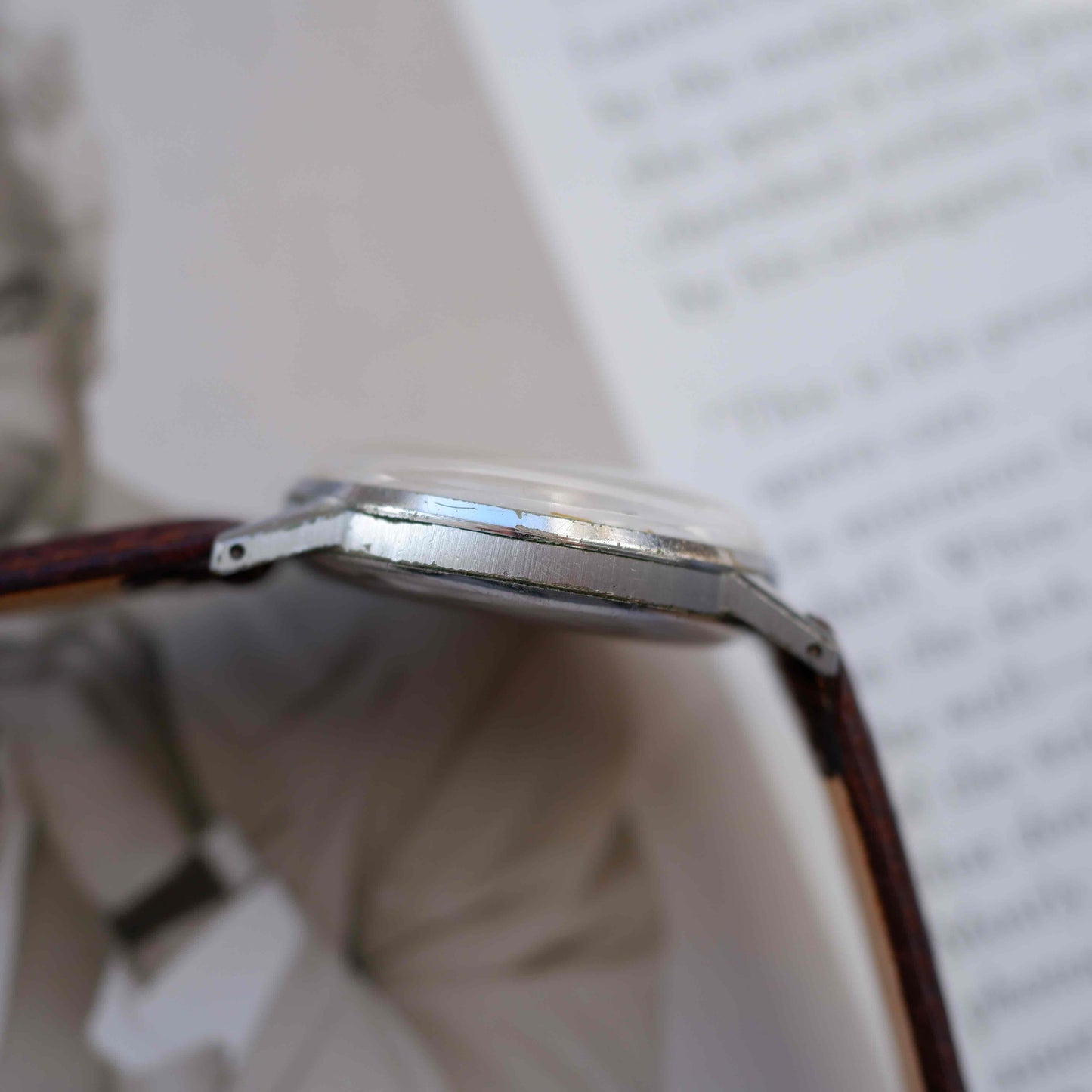 Uweco Geneve Watch By Universal Geneve 40s Mechanical Ivory Dial