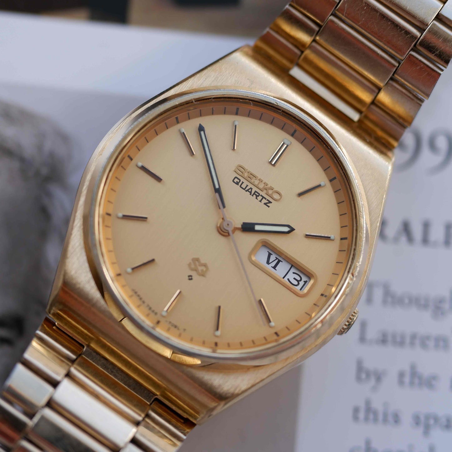 Vintage Seiko Quartz Day Date 90s with Gold Burst Dial and Roman Day