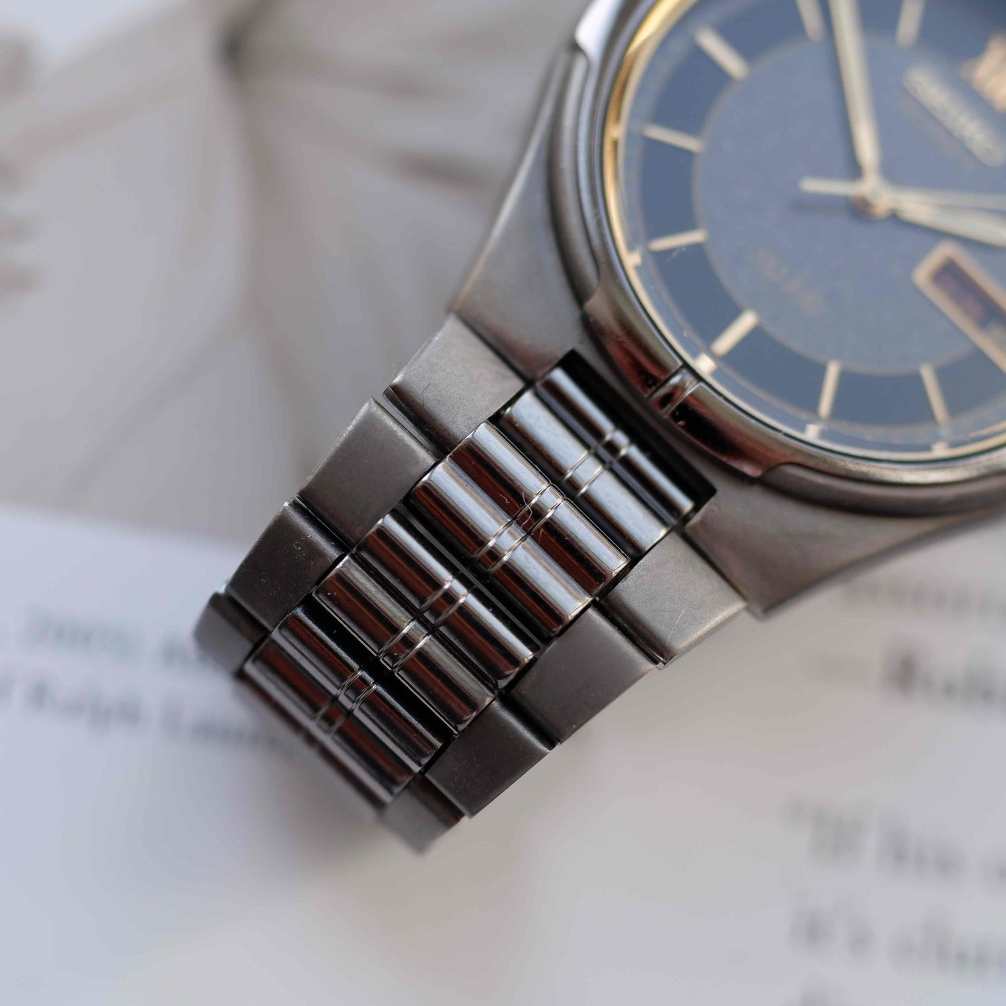 Vintage Seiko SQ100 Day-Date Black and Gold Frosted Dial 80s