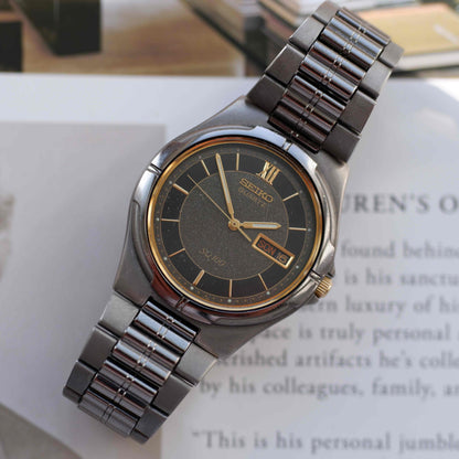 Vintage Seiko SQ100 Day-Date Black and Gold Frosted Dial 80s