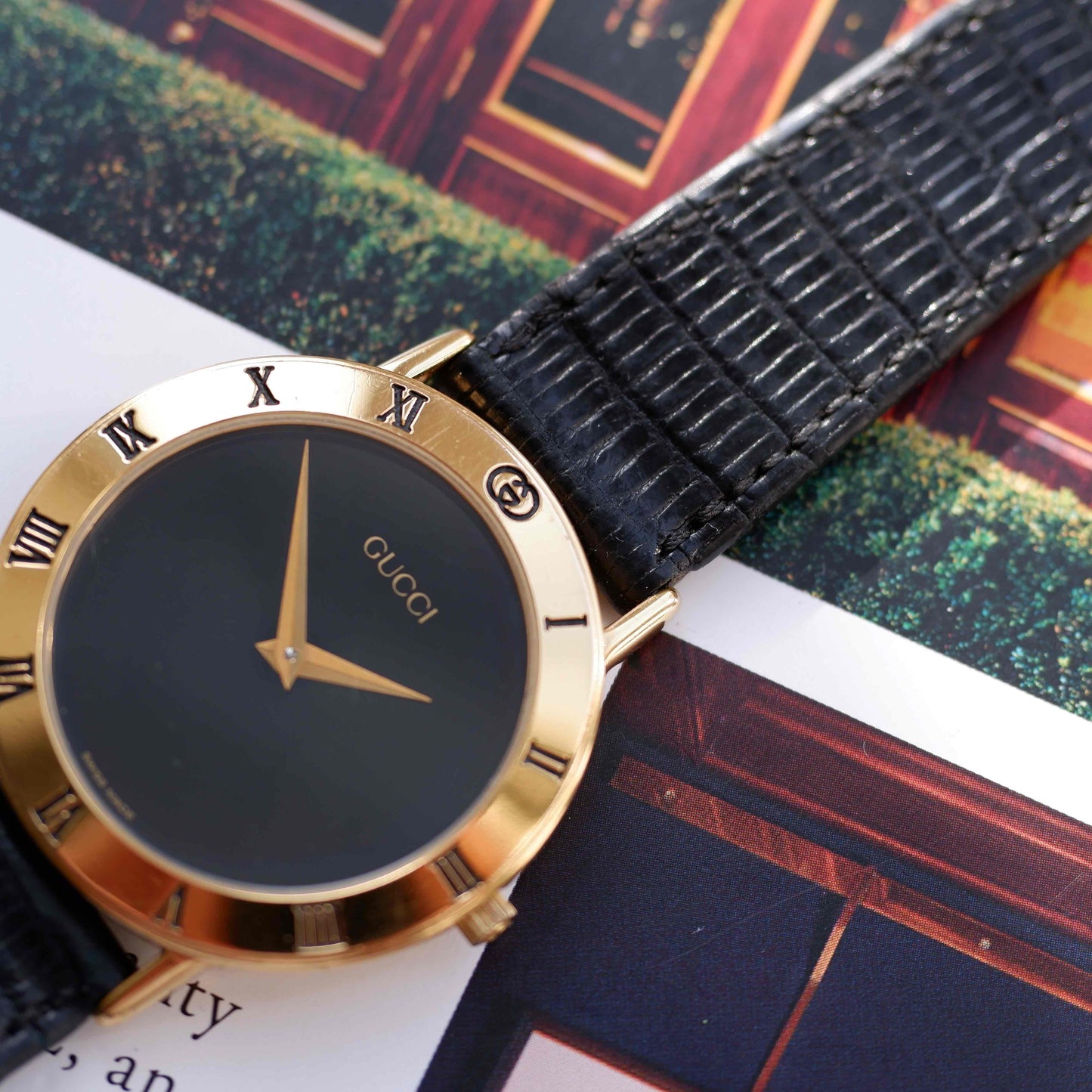 Vintage Gucci 3000.2.M Dress Watch 90s Gold Plated with Box