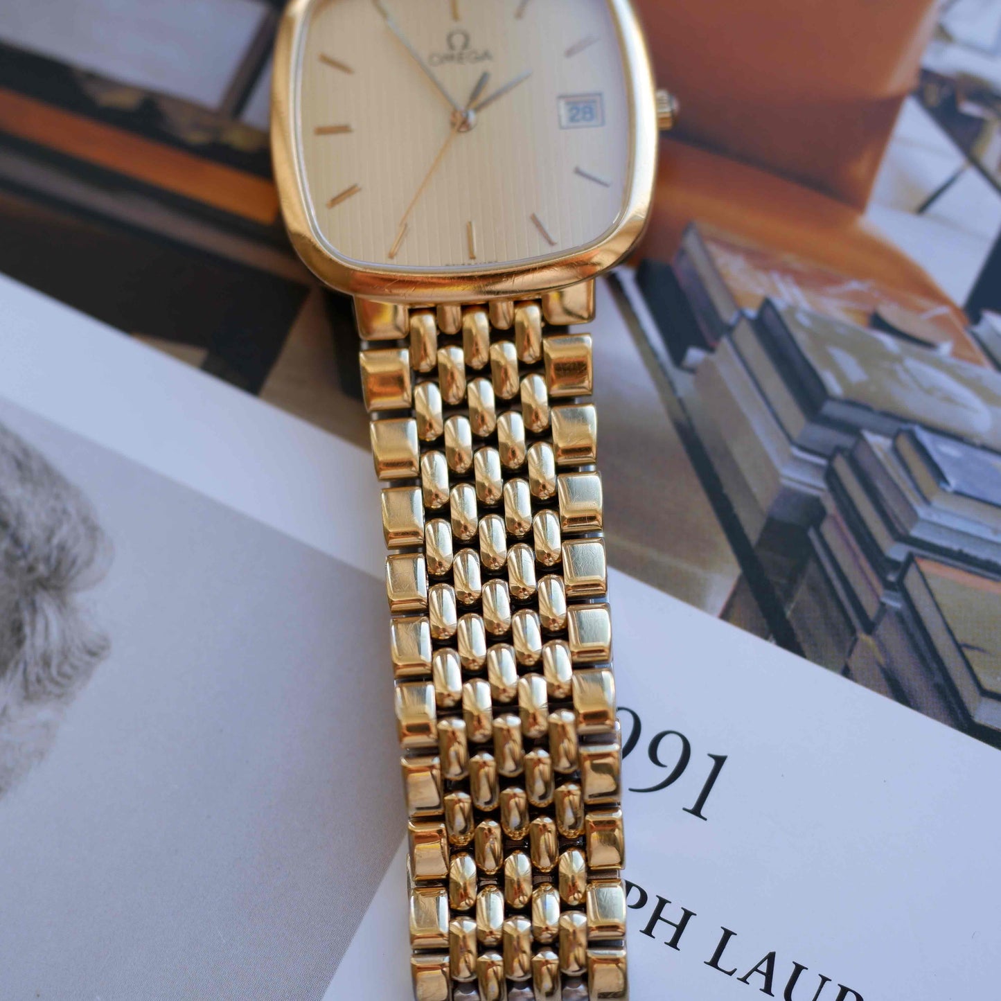 Vintage Omega Gold Plated TV Case Structured Dial Quartz Watch 1980s