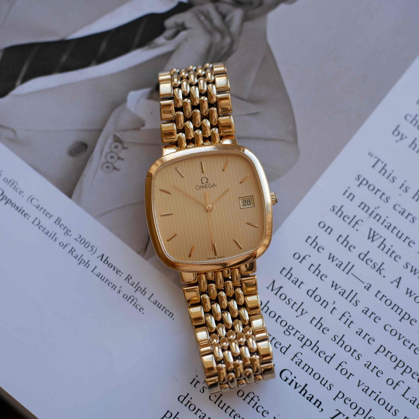 Vintage Omega Gold Plated TV Case Structured Dial Quartz Watch 1980s