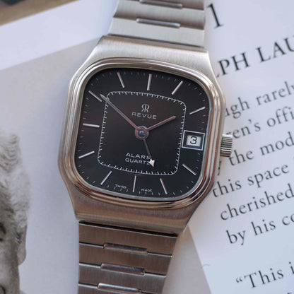 Vintage Revue Alarm Date Quartz Black and from the 80s NOS