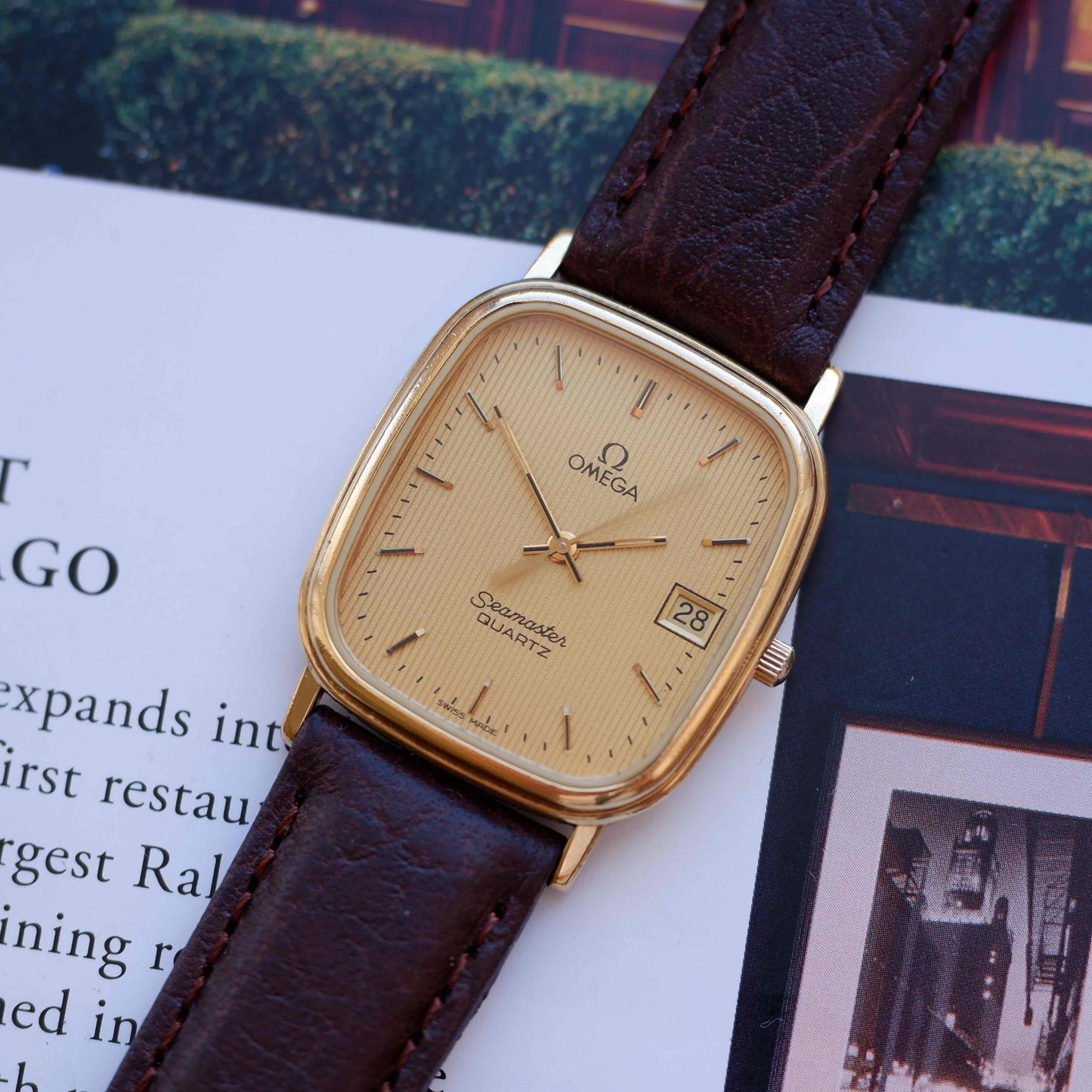 Vintage Omega Seamaster Tank Gold Structured Dial 80s Quartz near MINT